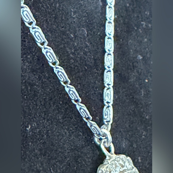 Vintage Onyx and Marcasite Sterling .925 Silver Pendant Silver-toned necklace - Picture 6 of 10